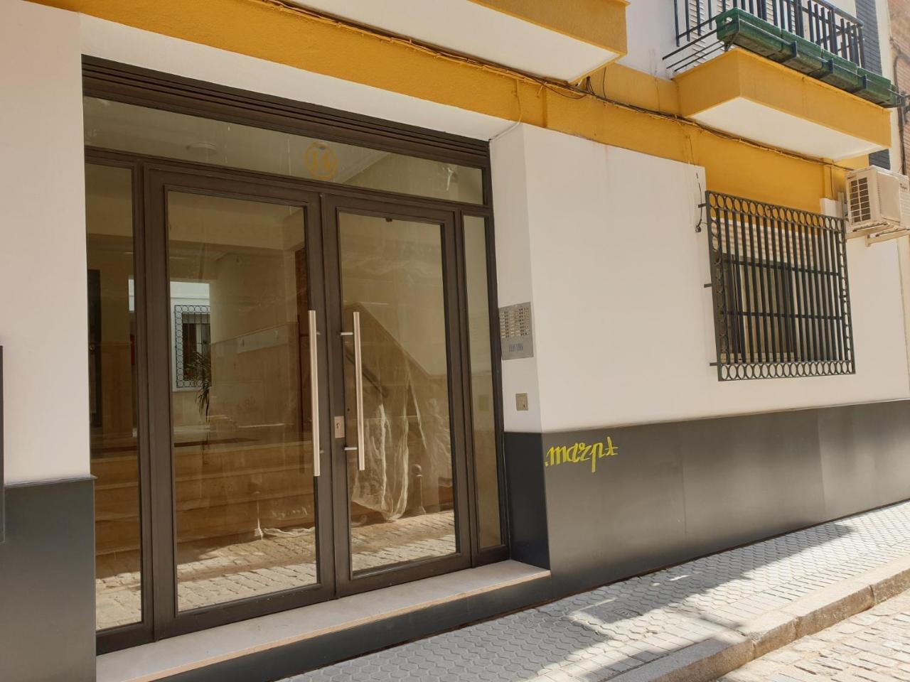 Moderno Y Luminoso Apartamento Sevilla Buitenkant foto